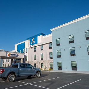 Comfort Inn & Suites River City Decatur